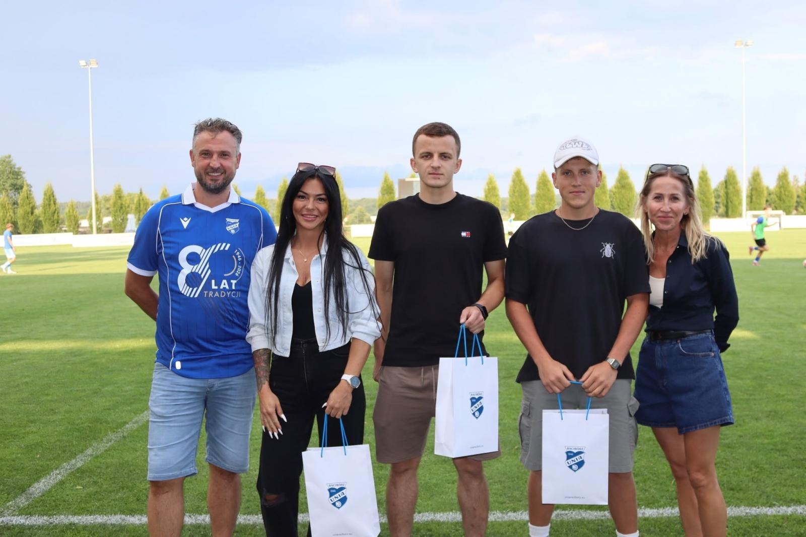 Zdjęcie w galerii na portalu naszraciborz.pl: Wyjątkowe święto Unii Racibórz. Pożegnanie kapitana i zwycięstwo nad Ruchem Chorzów wiadomości z regionu