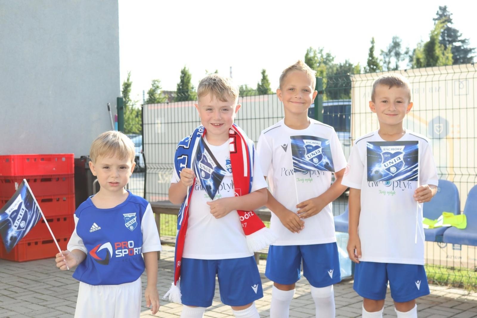 Zdjęcie w galerii na portalu naszraciborz.pl: Wyjątkowe święto Unii Racibórz. Pożegnanie kapitana i zwycięstwo nad Ruchem Chorzów wiadomości z regionu
