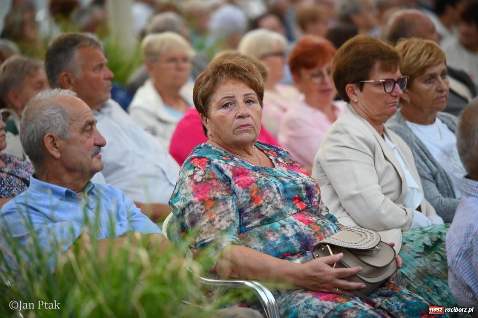 Zdjęcie w galerii na portalu naszraciborz.pl: Magiczny wieczór na zamku: Operetka na dziedzińcu pod gwiazdami zachwyciła publiczność wiadomości z regionu
