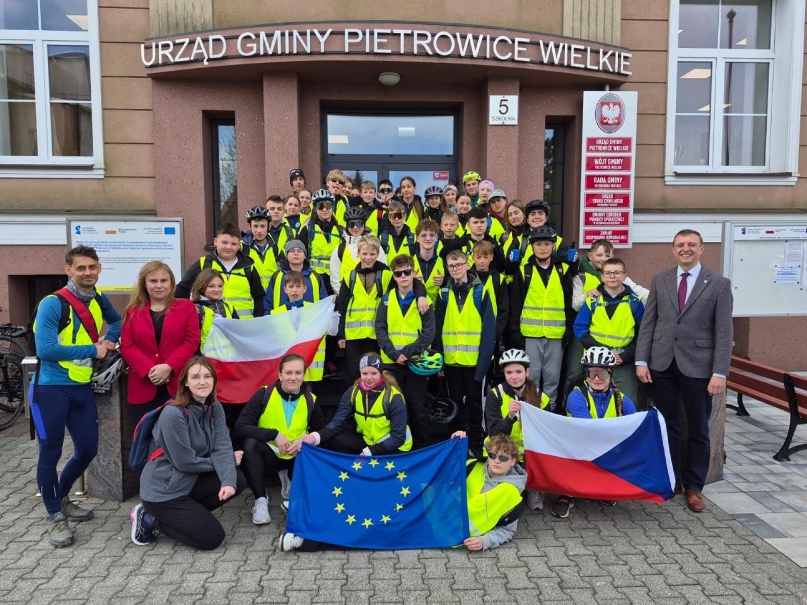 Zdjęcie w galerii na portalu naszraciborz.pl: Sport, muzyka i wspólne tradycje. Finał polsko-czeskiego projektu współpracy wiadomości z regionu