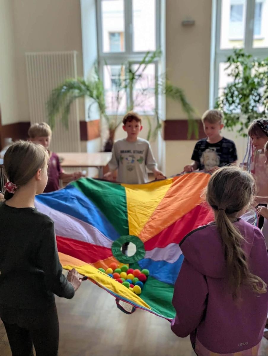 Zdjęcie w galerii na portalu naszraciborz.pl: Piosenkobranie w Raciborskim Centrum Kultury. Dzieci tworzyły własne utwory i odkrywały świat muzyki wiadomości z regionu