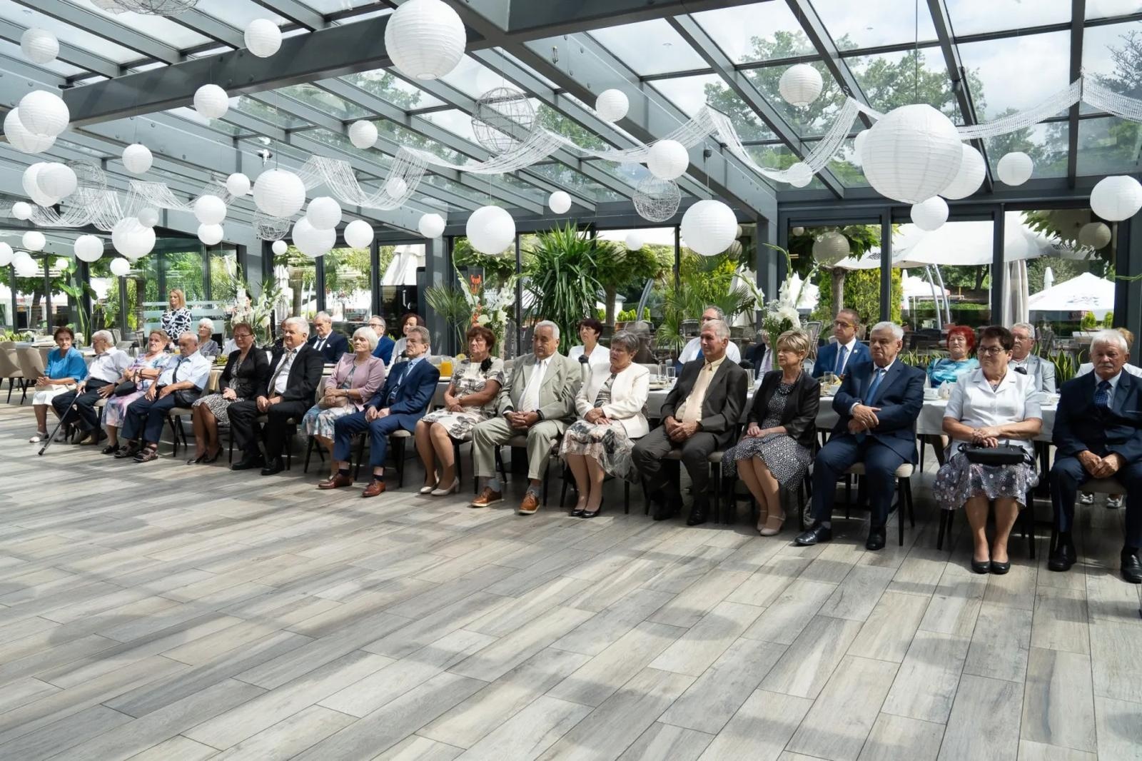 Zdjęcie w galerii na portalu naszraciborz.pl: Małżonkowie z gminy Nędza uhonorowani za wspólne życie. Medale dla par z 50-, 60- i 65-letnim stażem wiadomości z regionu