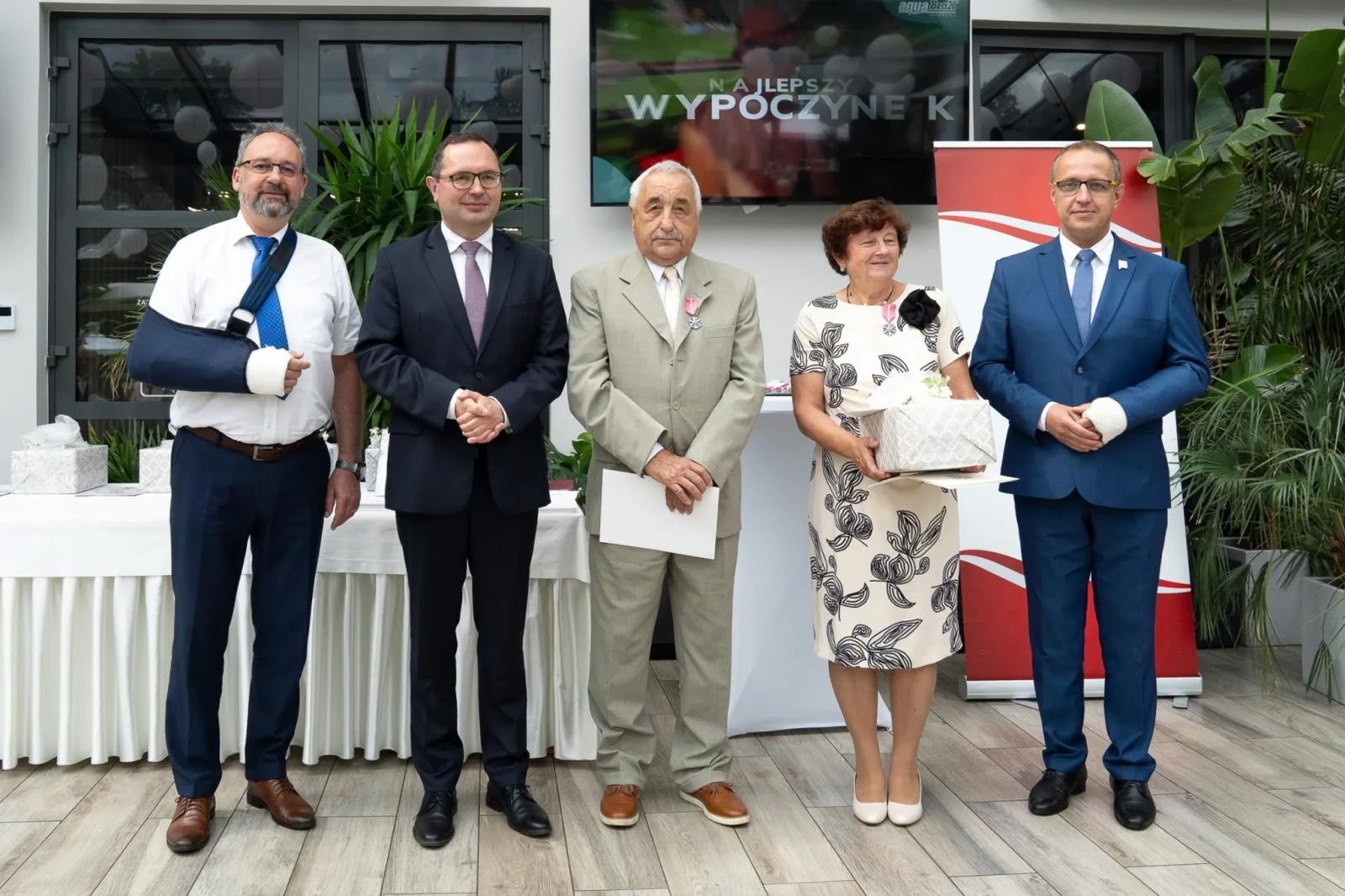 Zdjęcie w galerii na portalu naszraciborz.pl: Małżonkowie z gminy Nędza uhonorowani za wspólne życie. Medale dla par z 50-, 60- i 65-letnim stażem wiadomości z regionu