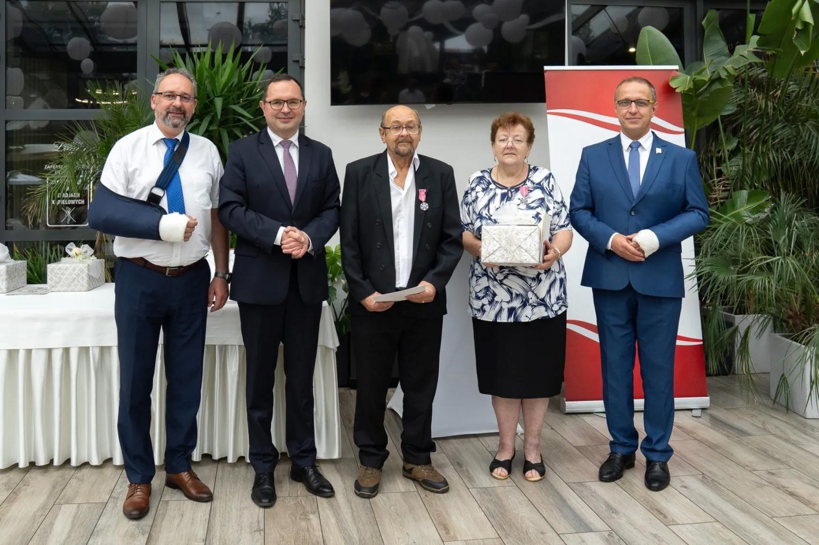 Zdjęcie w galerii na portalu naszraciborz.pl: Małżonkowie z gminy Nędza uhonorowani za wspólne życie. Medale dla par z 50-, 60- i 65-letnim stażem wiadomości z regionu
