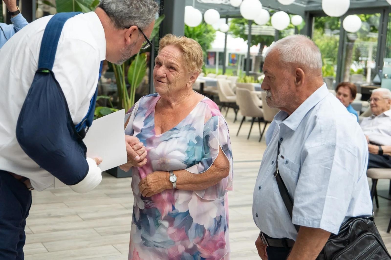 Zdjęcie w galerii na portalu naszraciborz.pl: Małżonkowie z gminy Nędza uhonorowani za wspólne życie. Medale dla par z 50-, 60- i 65-letnim stażem wiadomości z regionu