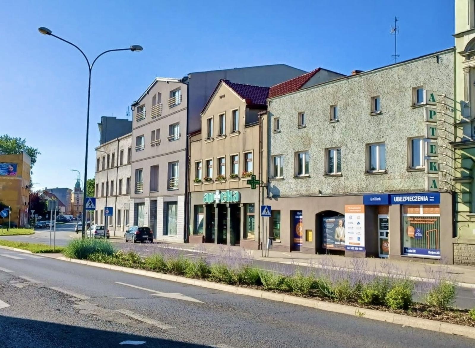Zdjęcie w galerii na portalu naszraciborz.pl: Zielona zmiana w Raciborzu. Nowe rabaty i mniej betonu wiadomości z regionu