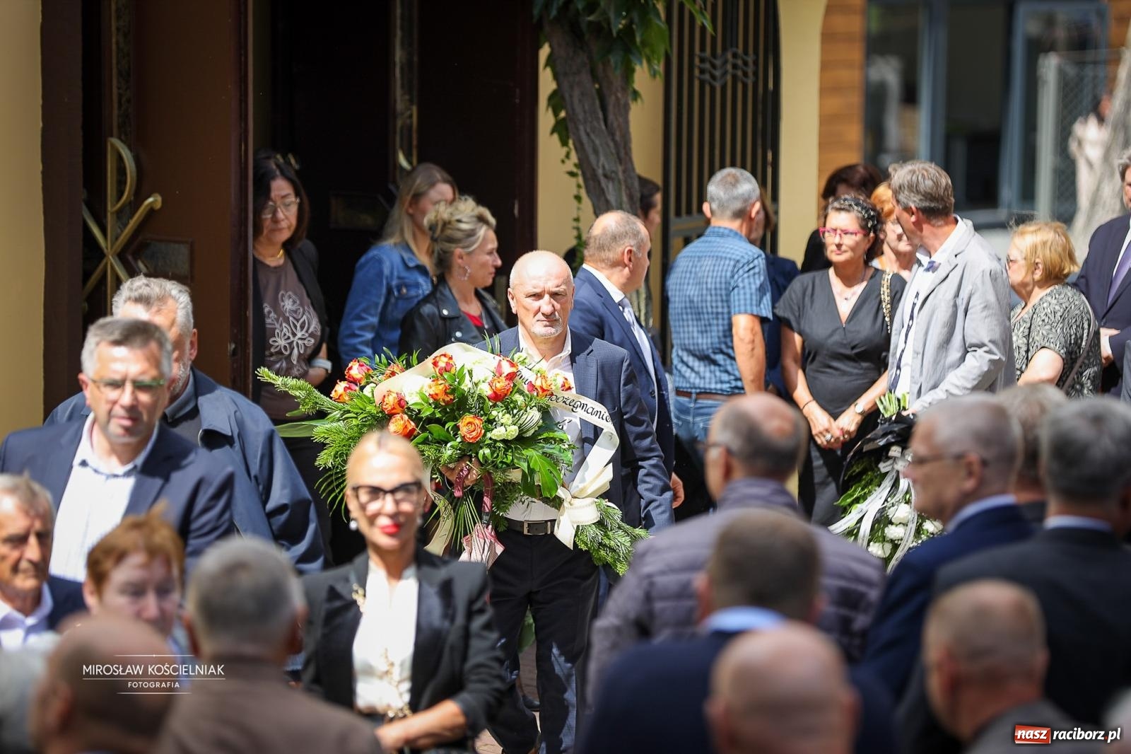 Zdjęcie w galerii na portalu naszraciborz.pl: Ostatnie pożegnanie śp. Ryszarda Mularczyka na cmentarzu Jeruzalem w Raciborzu [FOTO] wiadomości z regionu