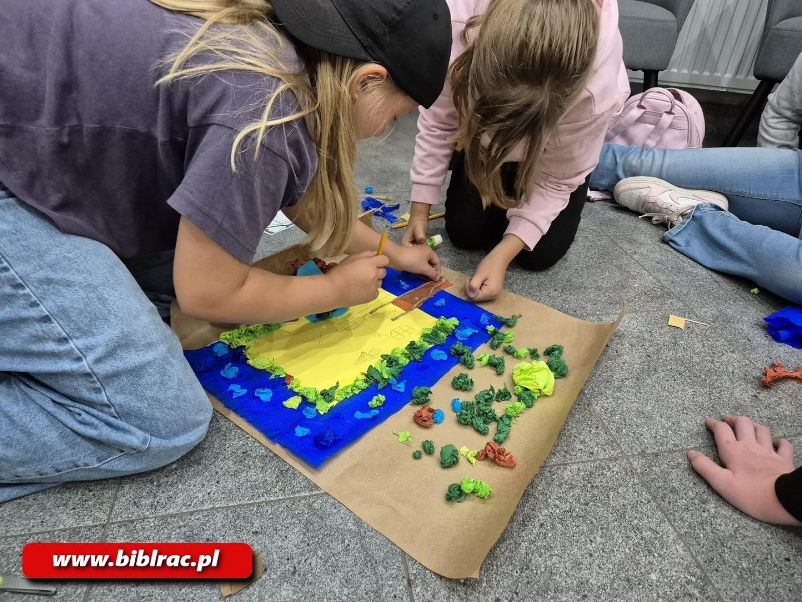 Zdjęcie w galerii na portalu naszraciborz.pl: Od literackich światów po roboty LEGO – wakacje w bibliotece wiadomości z regionu