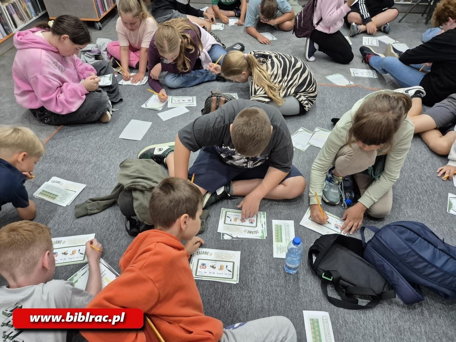 Zdjęcie w galerii na portalu naszraciborz.pl: Od literackich światów po roboty LEGO – wakacje w bibliotece wiadomości z regionu