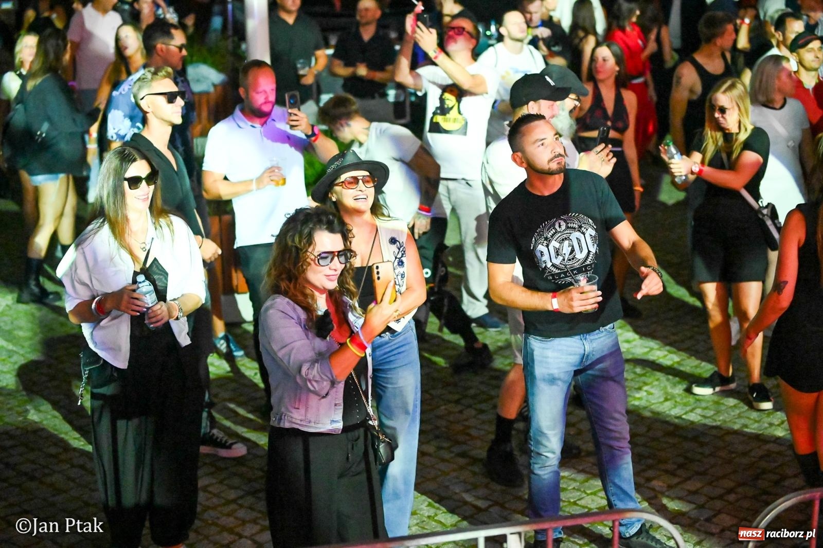 Zdjęcie w galerii na portalu naszraciborz.pl: Full Moon Festival 2026. Największa noc już za nami, dziś darmowy finał w Browarze [FOTO i WIDEO] wiadomości z regionu