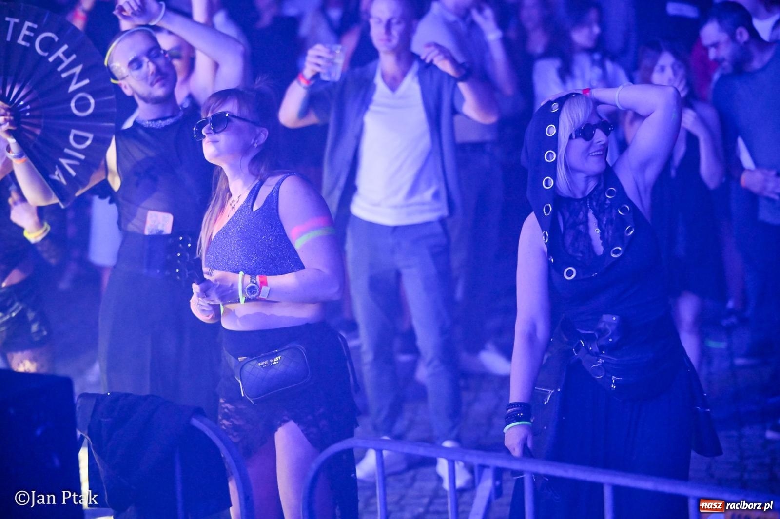Zdjęcie w galerii na portalu naszraciborz.pl: Full Moon Festival 2026. Największa noc już za nami, dziś darmowy finał w Browarze [FOTO i WIDEO] wiadomości z regionu