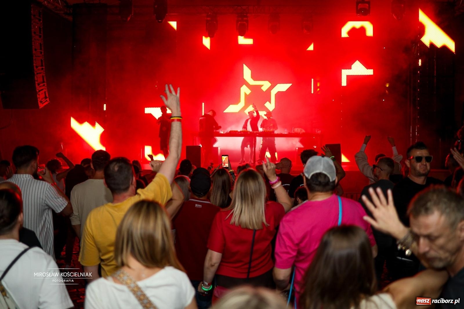 Zdjęcie w galerii na portalu naszraciborz.pl: Full Moon Festival 2026 na bis! Zamek znów zatańczył w rytmie elektroniki wiadomości z regionu