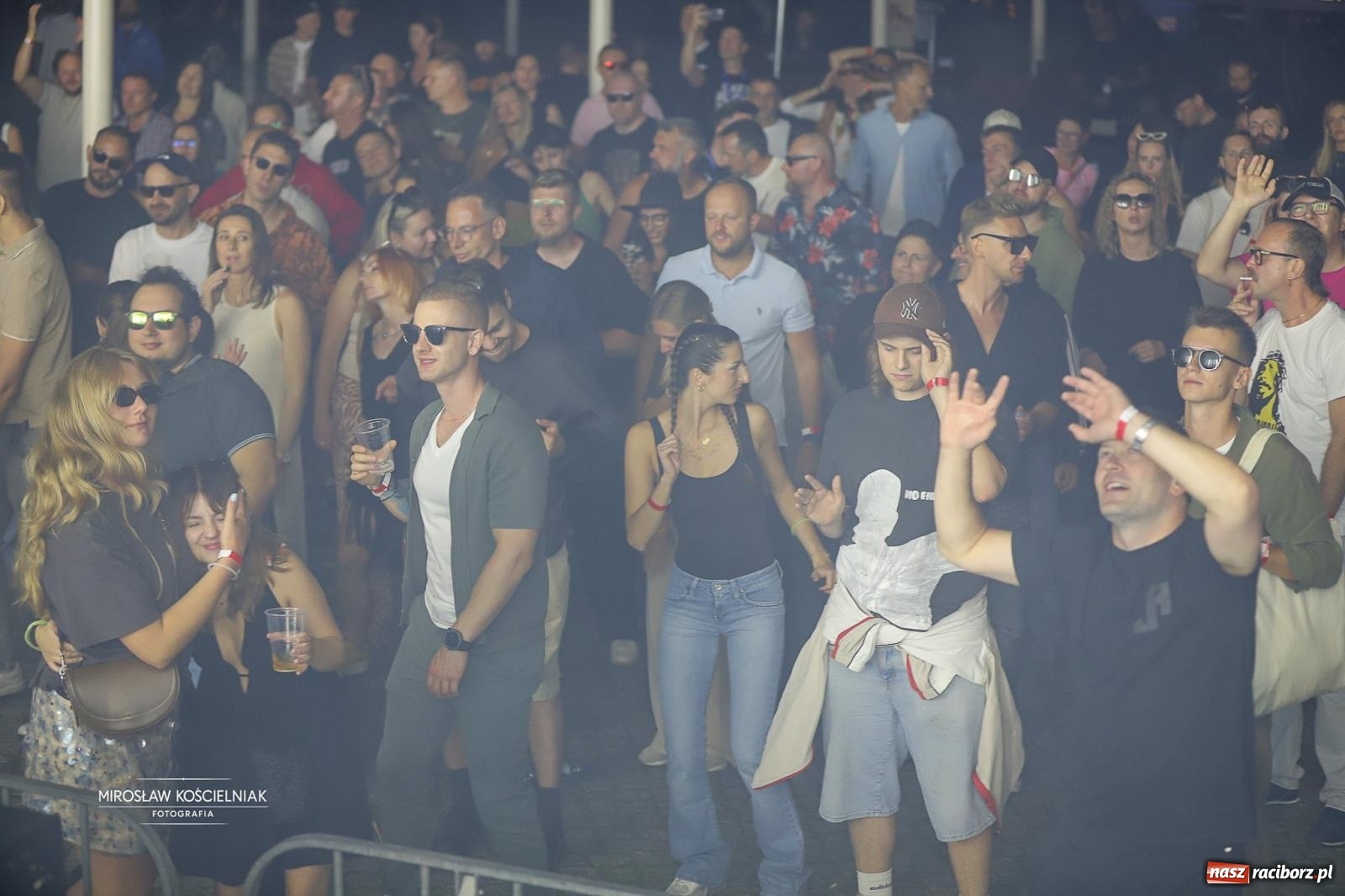 Zdjęcie w galerii na portalu naszraciborz.pl: Full Moon Festival 2026 na bis! Zamek znów zatańczył w rytmie elektroniki wiadomości z regionu