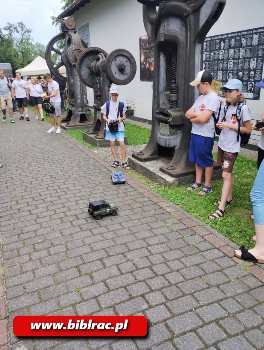 Zdjęcie w galerii na portalu naszraciborz.pl: Raciborski akcent na IX Wystawie Modelarskiej w Ustroniu wiadomości z regionu
