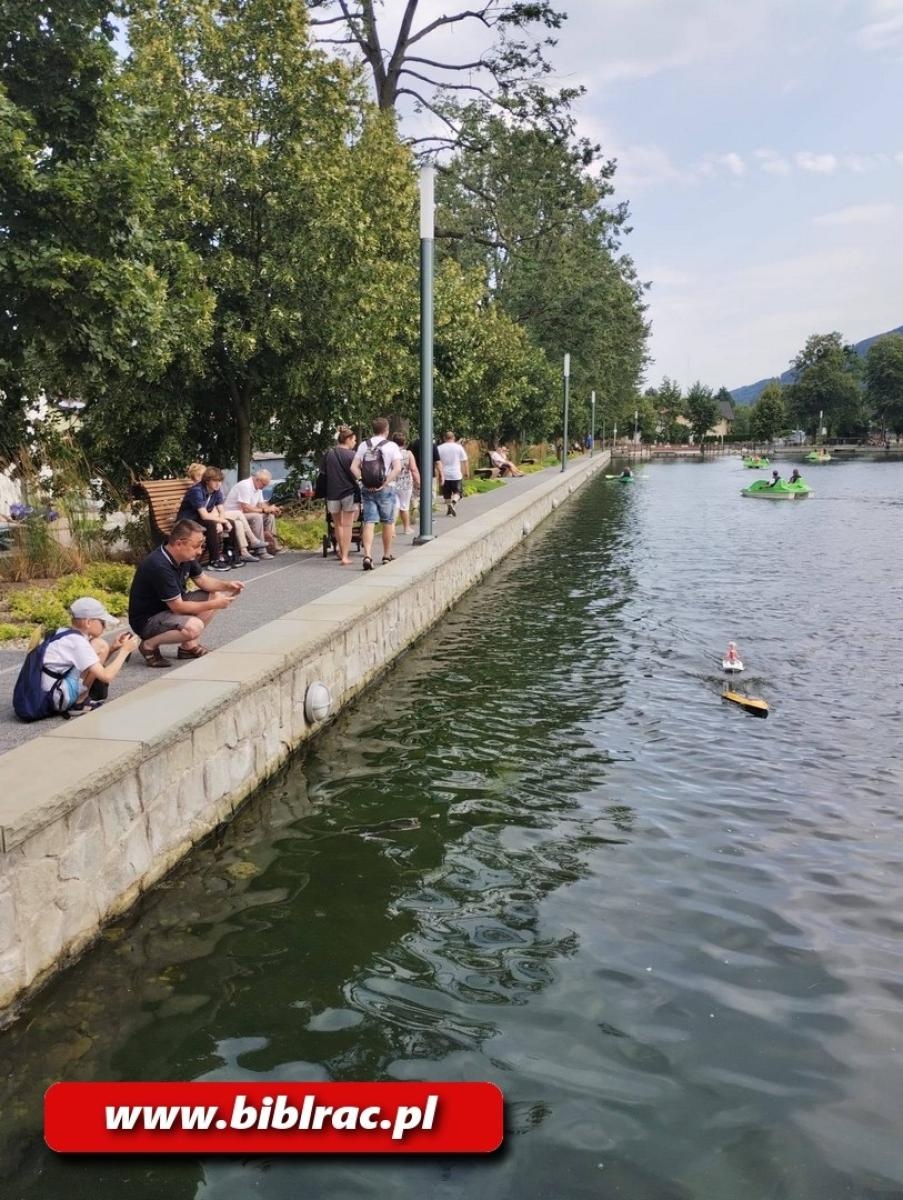 Zdjęcie w galerii na portalu naszraciborz.pl: Raciborski akcent na IX Wystawie Modelarskiej w Ustroniu wiadomości z regionu