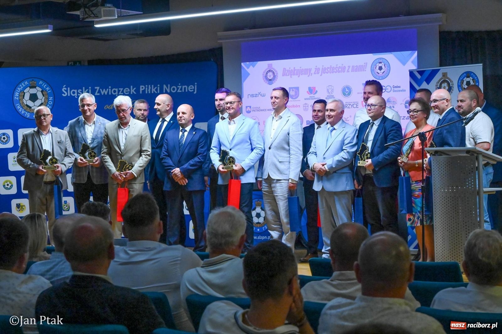 Zdjęcie w galerii na portalu naszraciborz.pl: 80 lat Podokręgu Racibórz Śląskiego Związku Piłki Nożnej. Jubileuszowa akademia na Zamku Piastowskim wiadomości z regionu