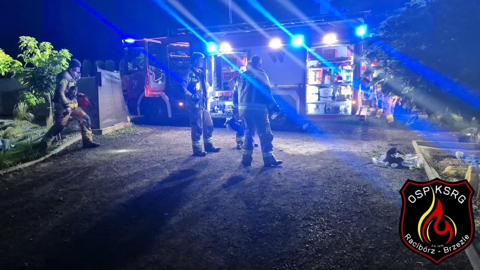 Zdjęcie w galerii na portalu naszraciborz.pl: Nocny pożar garażu w Kornowacu. Straty oszacowano na 450 tysięcy złotych wiadomości z regionu