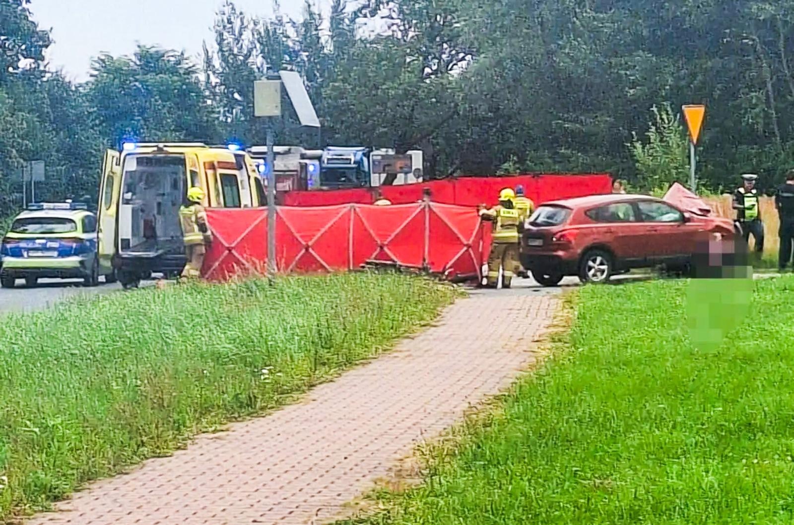 Zdjęcie w galerii na portalu naszraciborz.pl: Tragedia w Gorzyczkach. Ofiara to 45-letni motocyklista z Krzyżanowic wiadomości z regionu