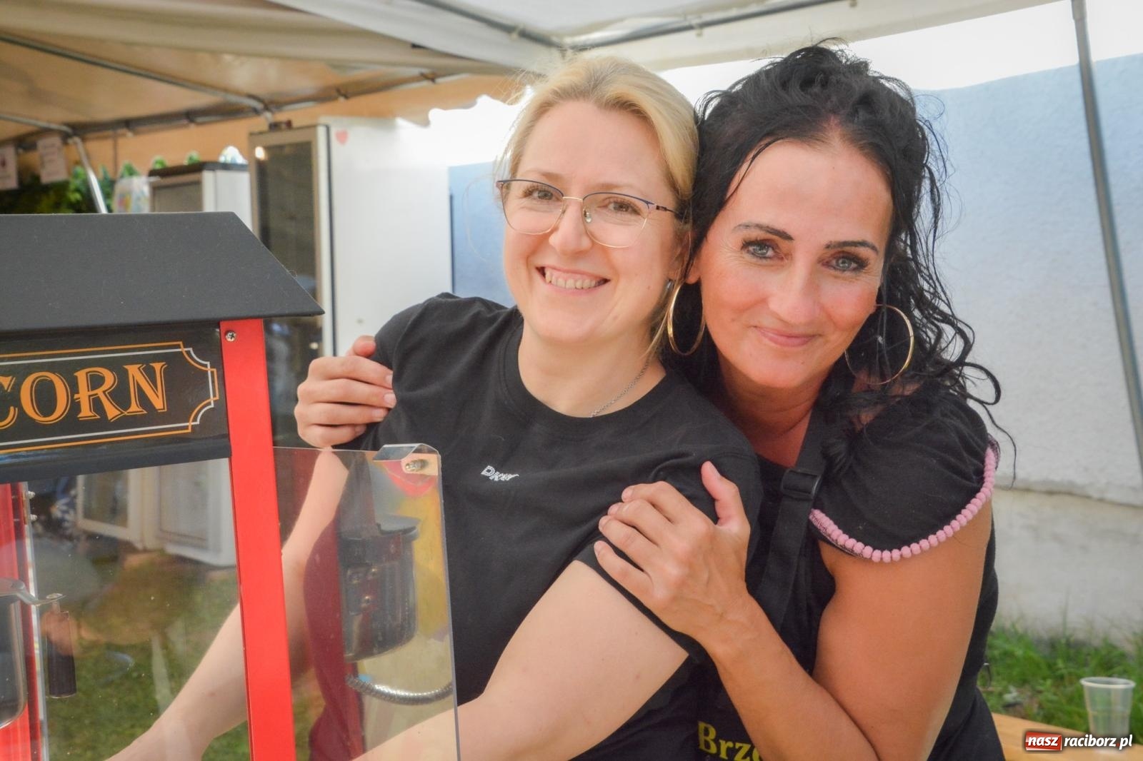 Zdjęcie w galerii na portalu naszraciborz.pl: W Brzeziu jak w Toskanii. Halina Mlynkova wystąpiła na festynie parafialnym [FOTO i WIDEO] wiadomości z regionu