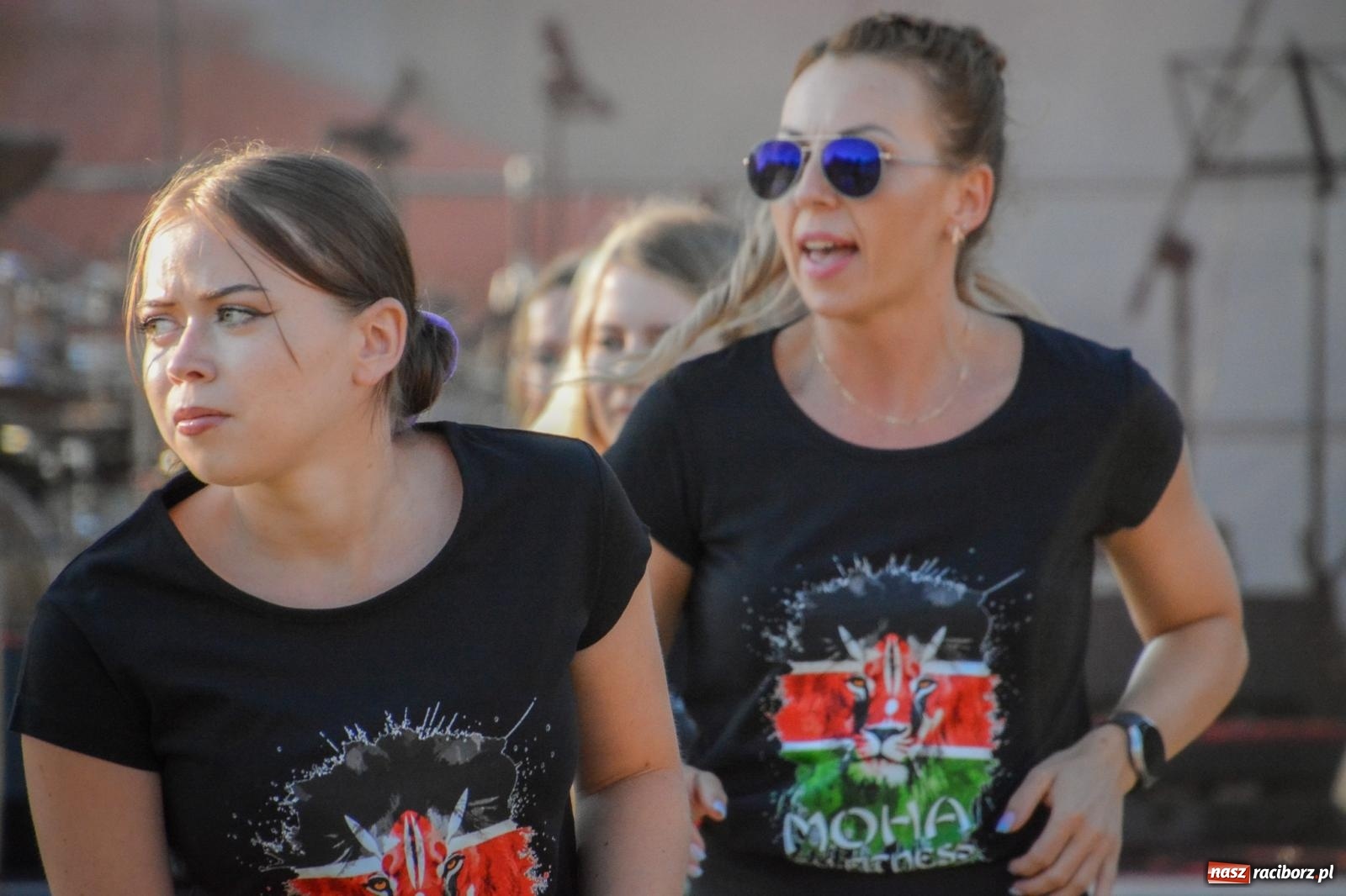 Zdjęcie w galerii na portalu naszraciborz.pl: W Brzeziu jak w Toskanii. Halina Mlynkova wystąpiła na festynie parafialnym [FOTO i WIDEO] wiadomości z regionu