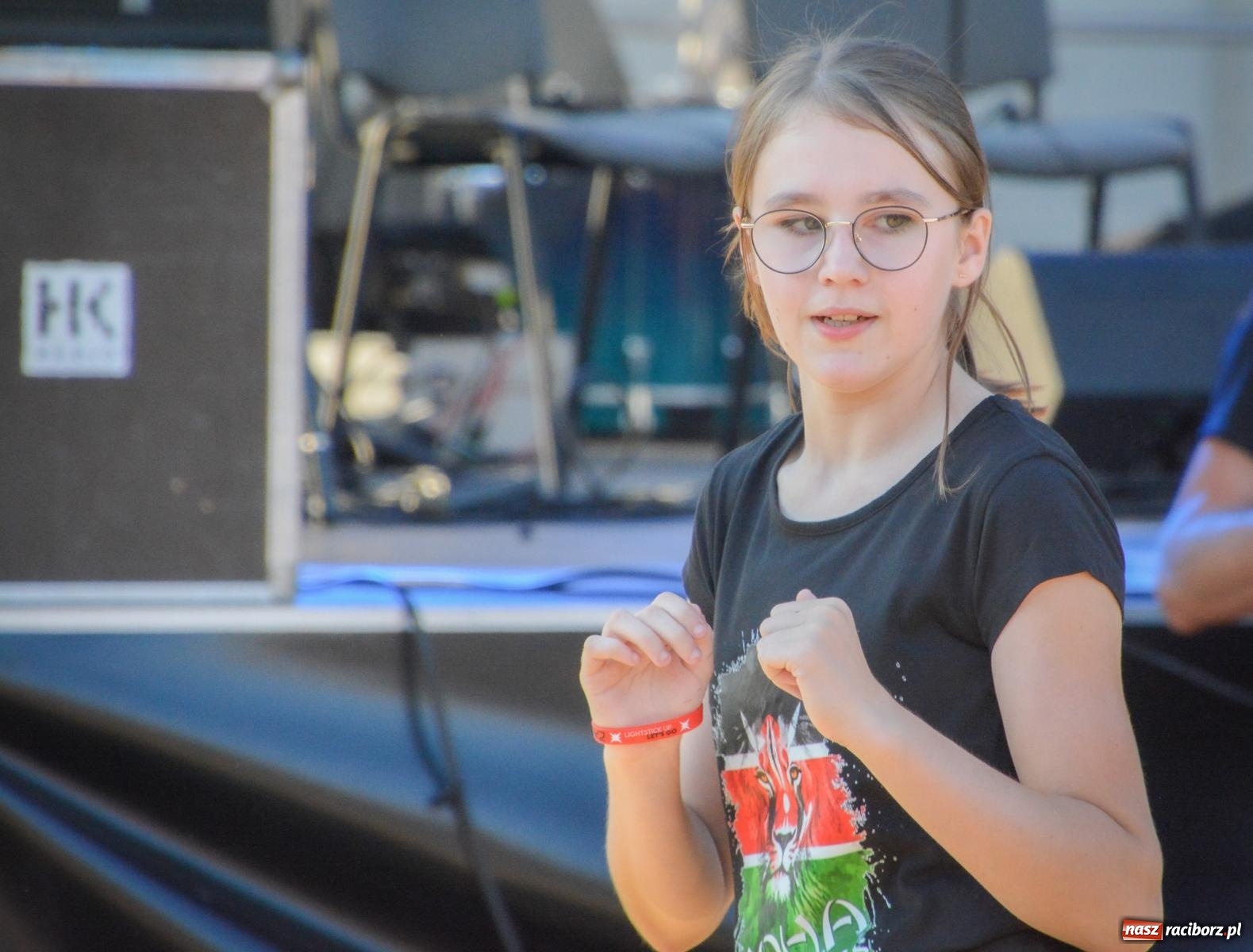 Zdjęcie w galerii na portalu naszraciborz.pl: W Brzeziu jak w Toskanii. Halina Mlynkova wystąpiła na festynie parafialnym [FOTO i WIDEO] wiadomości z regionu