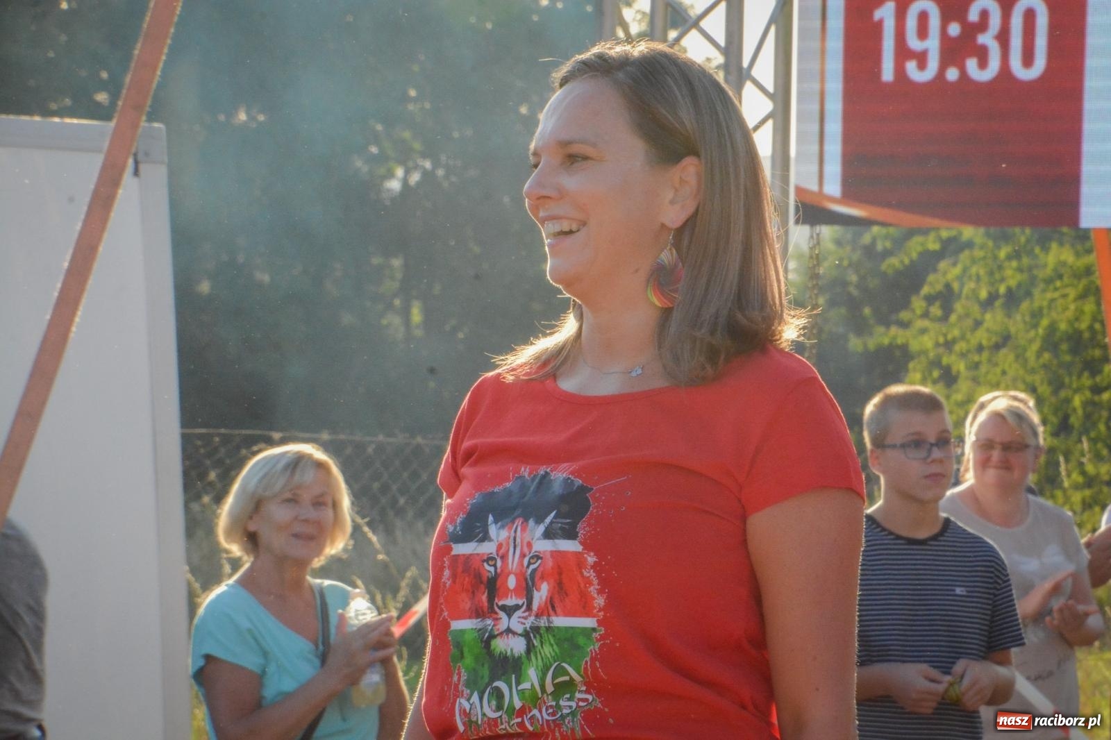 Zdjęcie w galerii na portalu naszraciborz.pl: W Brzeziu jak w Toskanii. Halina Mlynkova wystąpiła na festynie parafialnym [FOTO i WIDEO] wiadomości z regionu
