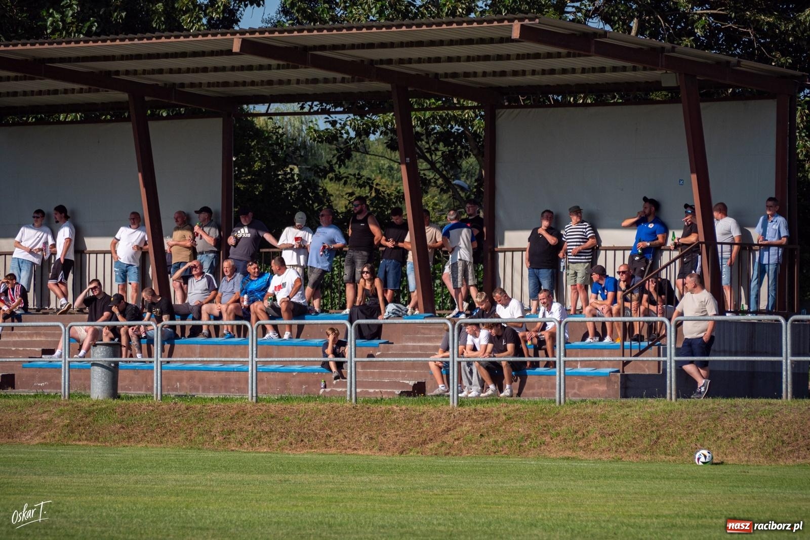 Zdjęcie w galerii na portalu naszraciborz.pl: Nędza lepsza od beniaminka. Gospodarze odwrócili losy meczu z Krzanowicami [FOTO] wiadomości z regionu