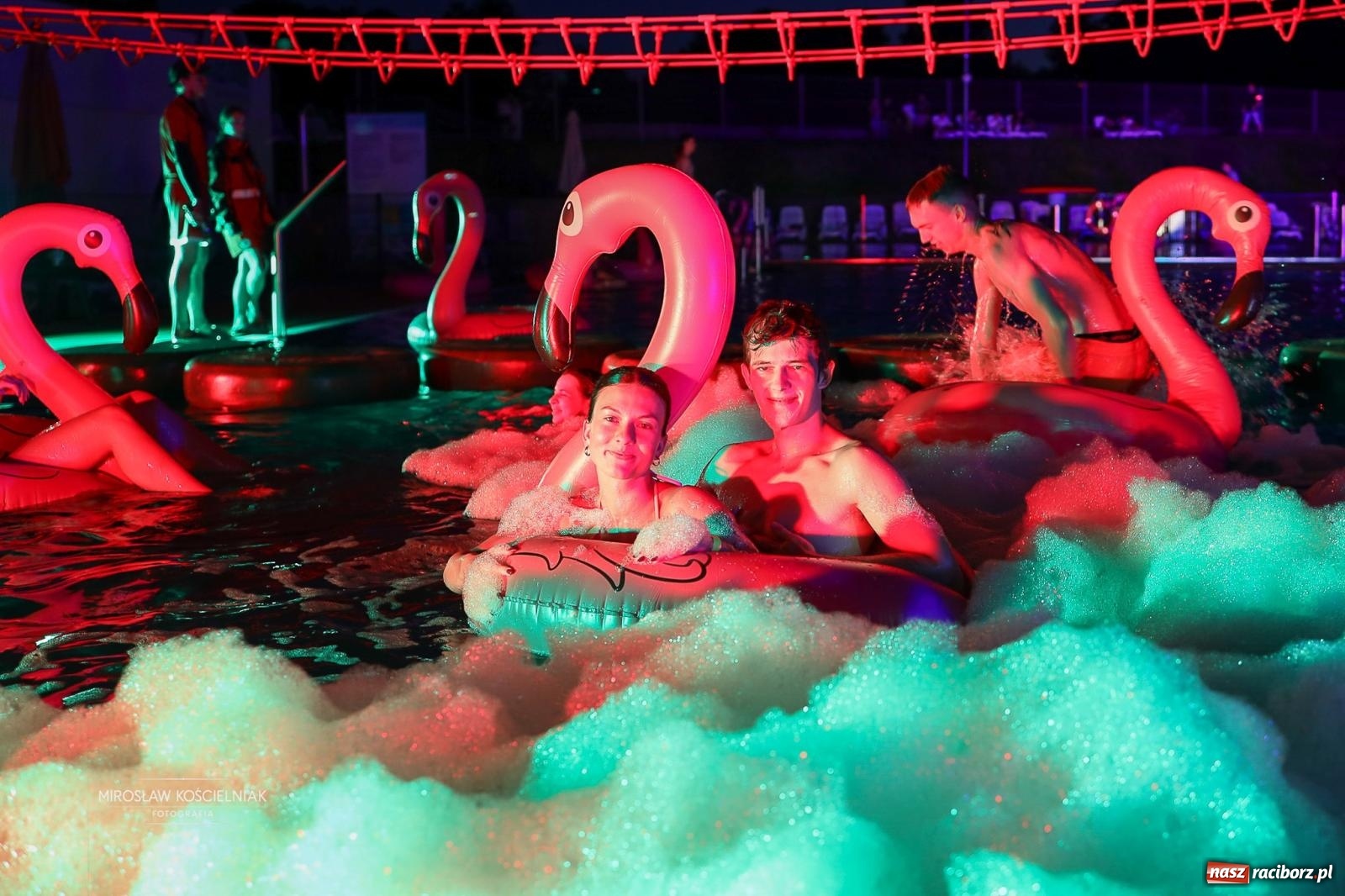 Zdjęcie w galerii na portalu naszraciborz.pl: Wakacje na H2Ostróg. Była zumba, Morska Kraina i wieczorne pool party wiadomości z regionu