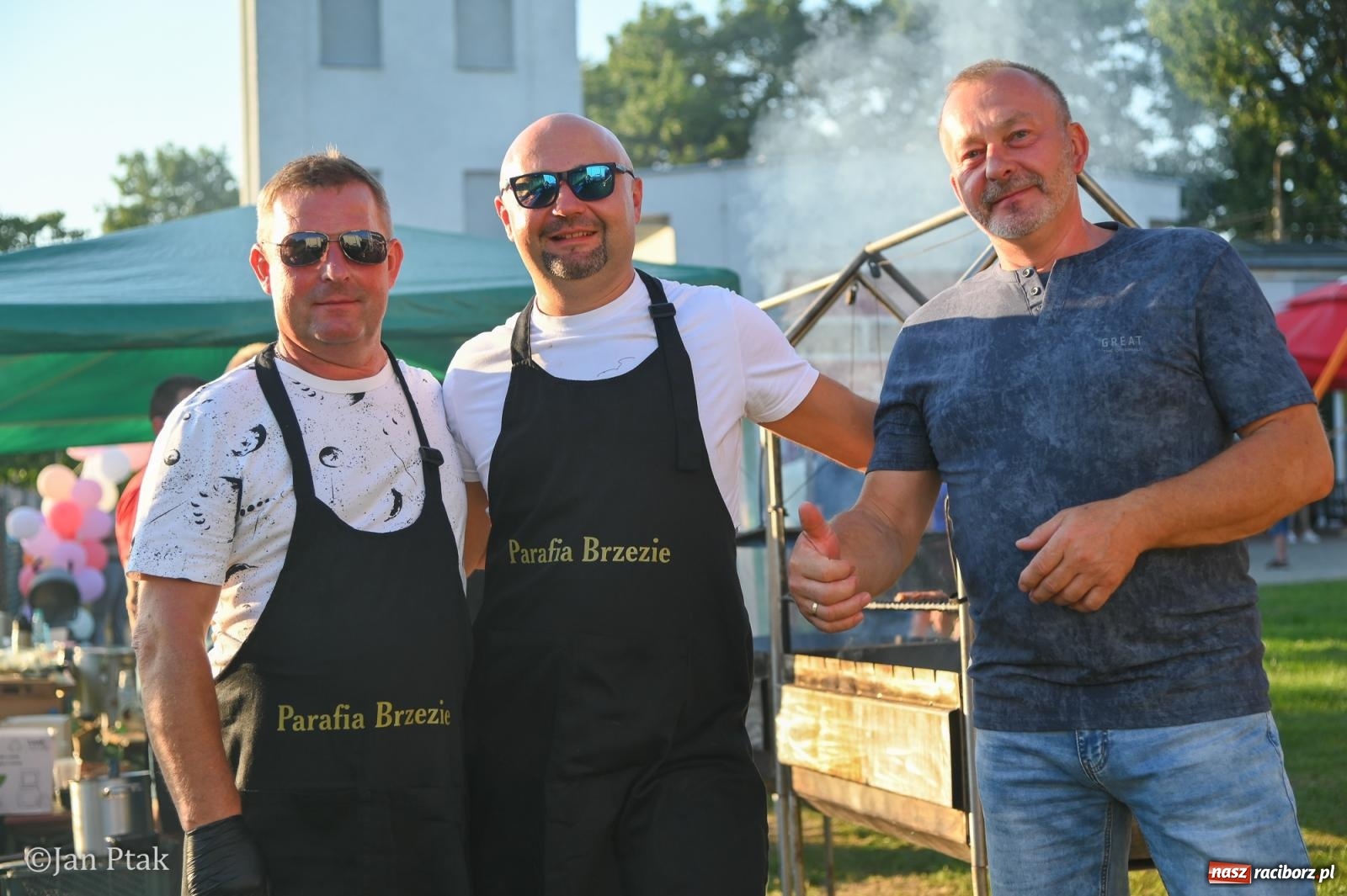 Zdjęcie w galerii na portalu naszraciborz.pl: Festyn parafialny w Brzeziu na bis! Taneczne show parafianek zrobiło furorę wiadomości z regionu