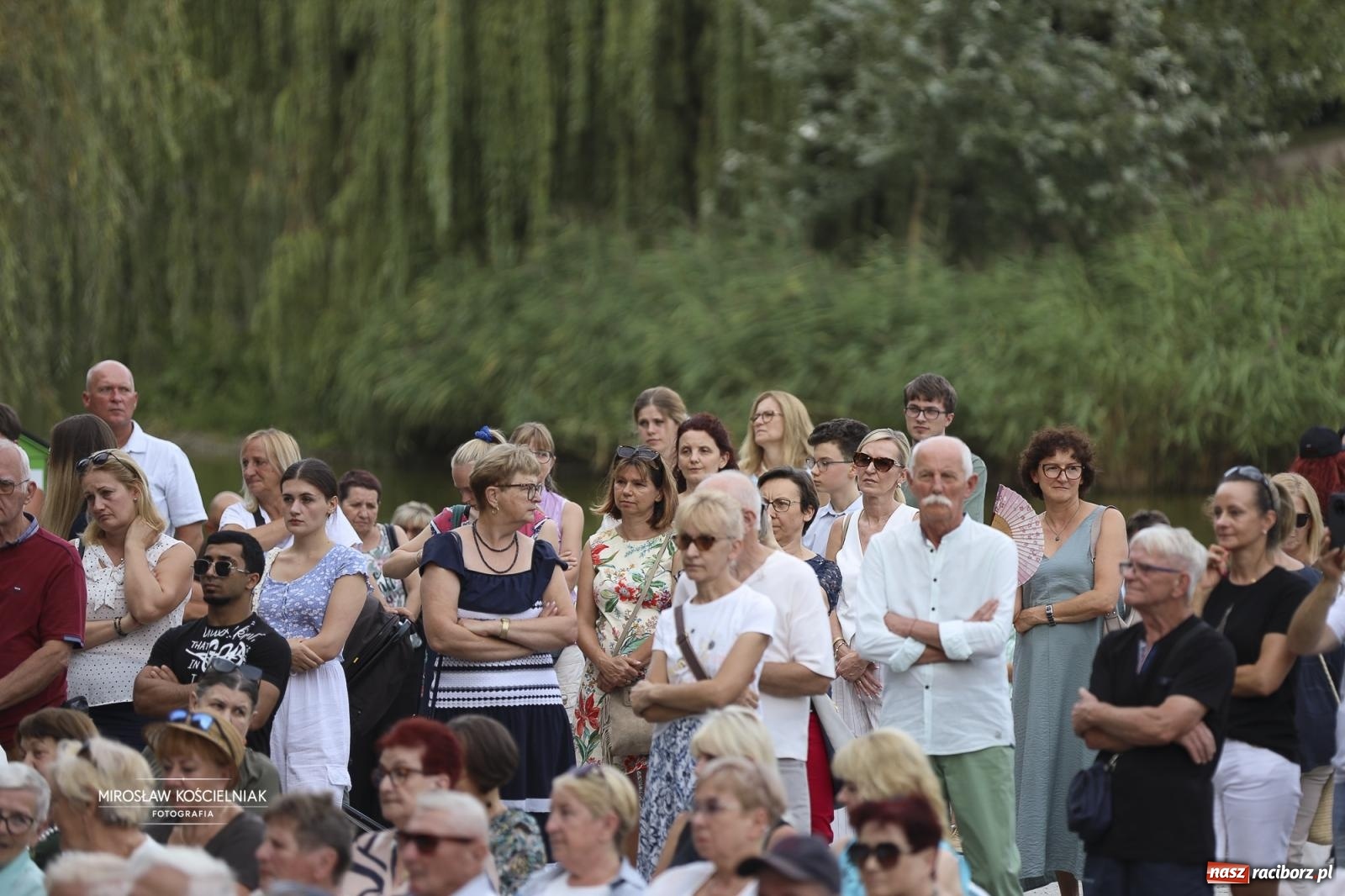Zdjęcie w galerii na portalu naszraciborz.pl: Appassionato w Parku im. Miasta Roth. Muzyka filmowa zabrzmiała w letni wieczór wiadomości z regionu