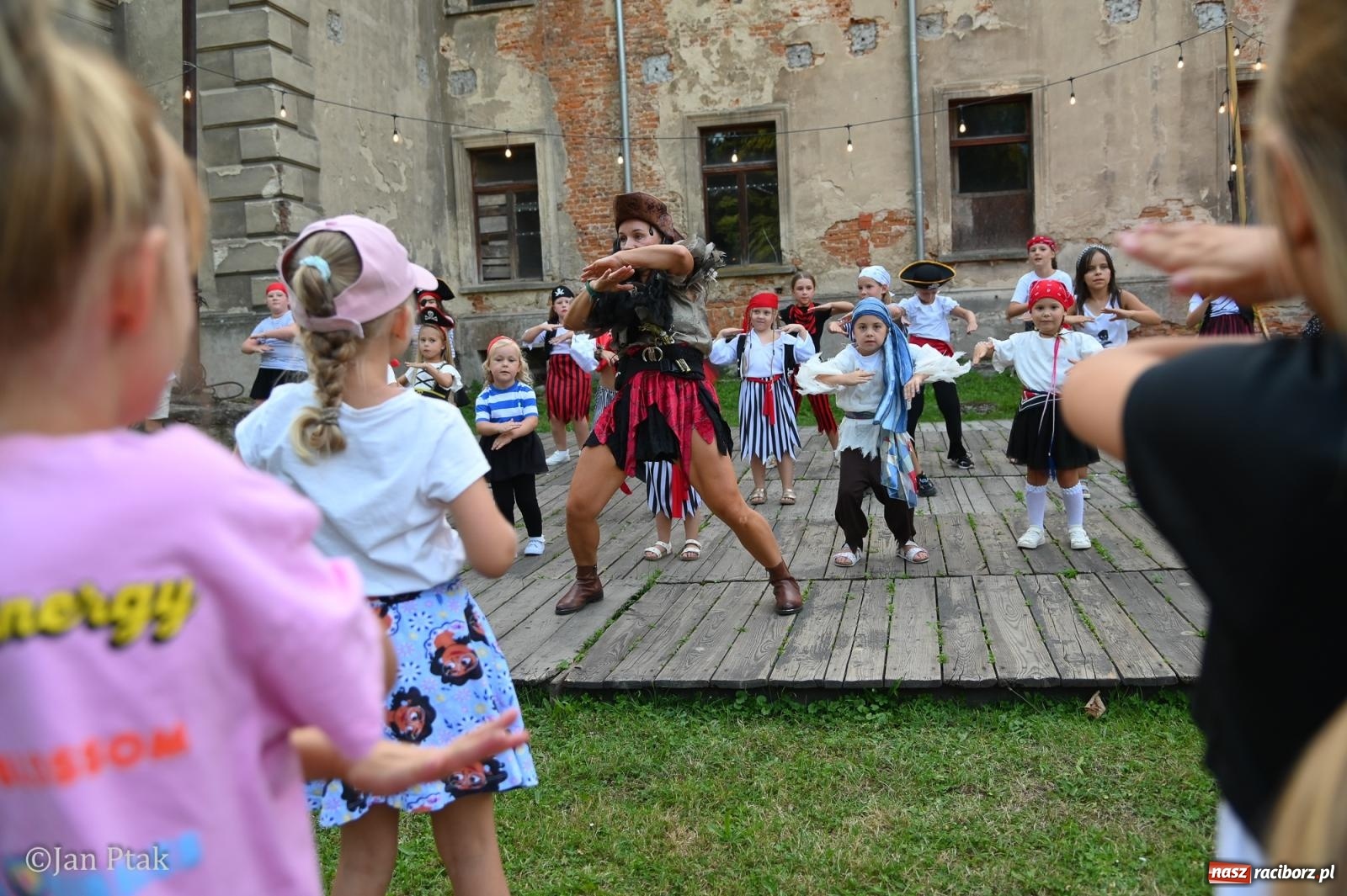 Zdjęcie w galerii na portalu naszraciborz.pl: Fanny Days po raz trzeci. Krowiarki znów pełne mieszkańców regionu [FOTO i WIDEO] wiadomości z regionu