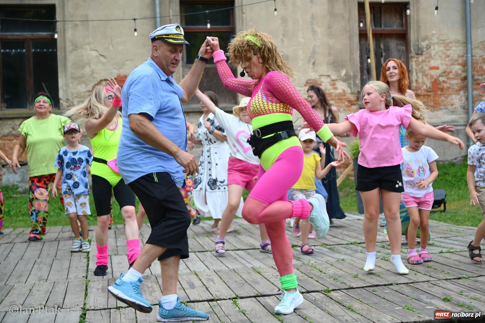 Zdjęcie w galerii na portalu naszraciborz.pl: Fanny Days po raz trzeci. Krowiarki znów pełne mieszkańców regionu [FOTO i WIDEO] wiadomości z regionu