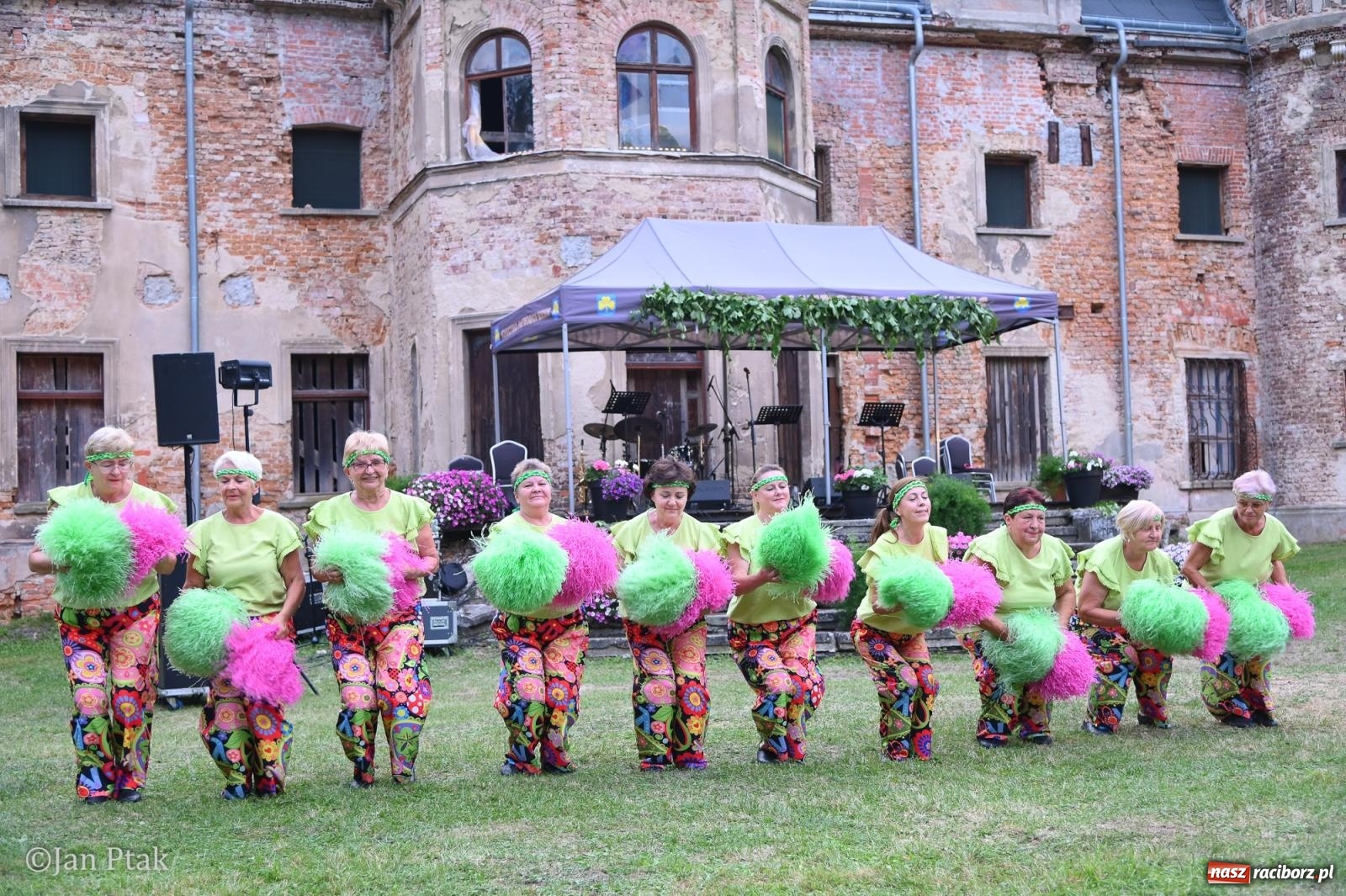 Zdjęcie w galerii na portalu naszraciborz.pl: Fanny Days po raz trzeci. Krowiarki znów pełne mieszkańców regionu [FOTO i WIDEO] wiadomości z regionu