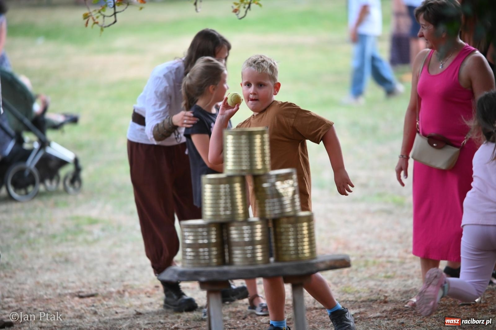 Zdjęcie w galerii na portalu naszraciborz.pl: Fanny Days po raz trzeci. Krowiarki znów pełne mieszkańców regionu [FOTO i WIDEO] wiadomości z regionu