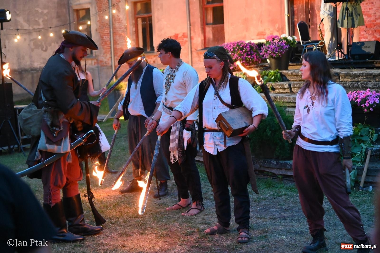Zdjęcie w galerii na portalu naszraciborz.pl: Fanny Days po raz trzeci. Krowiarki znów pełne mieszkańców regionu [FOTO i WIDEO] wiadomości z regionu