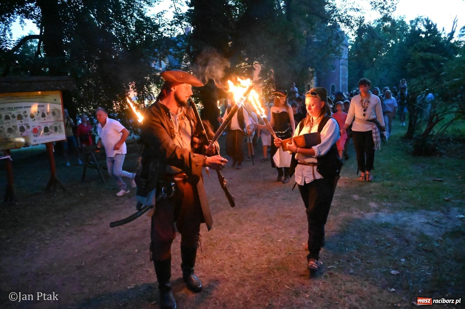 Zdjęcie w galerii na portalu naszraciborz.pl: Fanny Days po raz trzeci. Krowiarki znów pełne mieszkańców regionu [FOTO i WIDEO] wiadomości z regionu