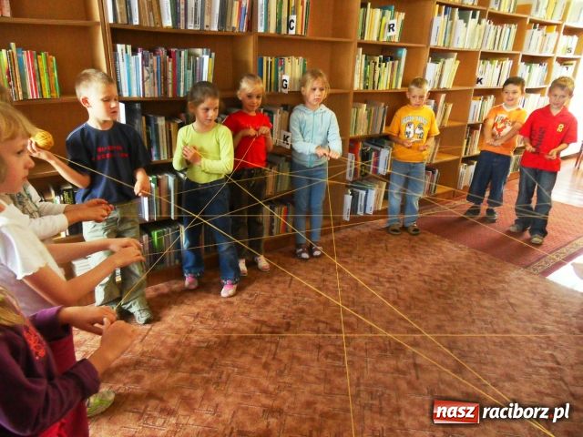 Zdjęcie w galerii na portalu naszraciborz.pl: Bajkowe wędrówki po Europie wiadomości z regionu