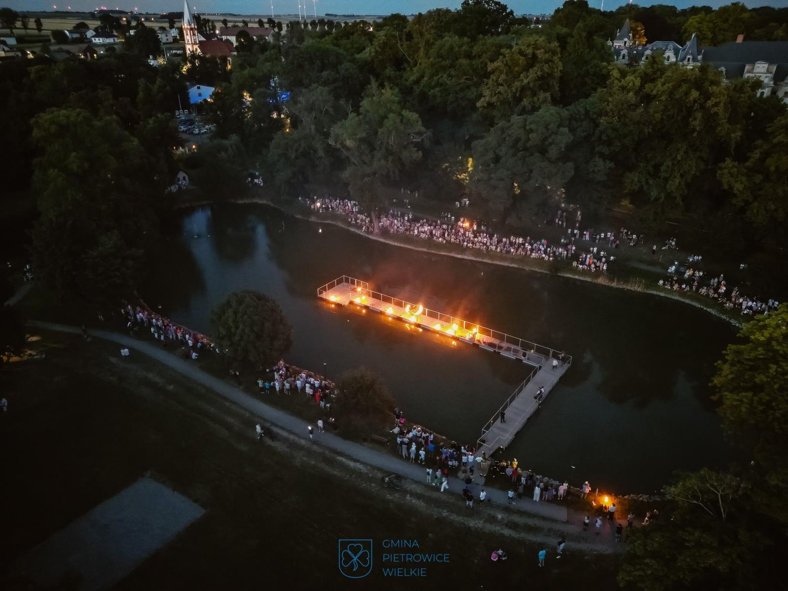 Zdjęcie w galerii na portalu naszraciborz.pl: Fanny Days na bis. Zdjęcia lotnicze wydarzenia w Krowiarkach [FOTO i WIDEO] wiadomości z regionu