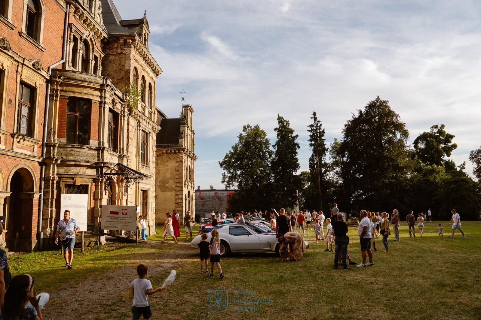 Zdjęcie w galerii na portalu naszraciborz.pl: Fanny Days na bis. Zdjęcia lotnicze wydarzenia w Krowiarkach [FOTO i WIDEO] wiadomości z regionu