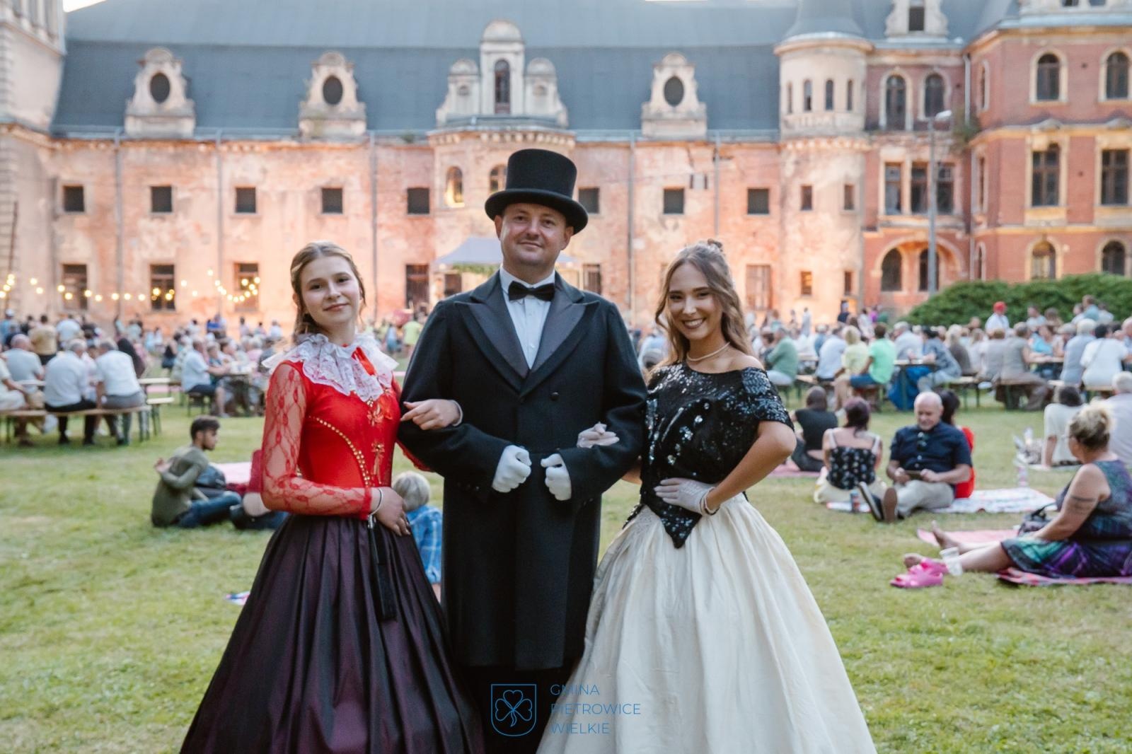 Zdjęcie w galerii na portalu naszraciborz.pl: Fanny Days na bis. Zdjęcia lotnicze wydarzenia w Krowiarkach [FOTO i WIDEO] wiadomości z regionu