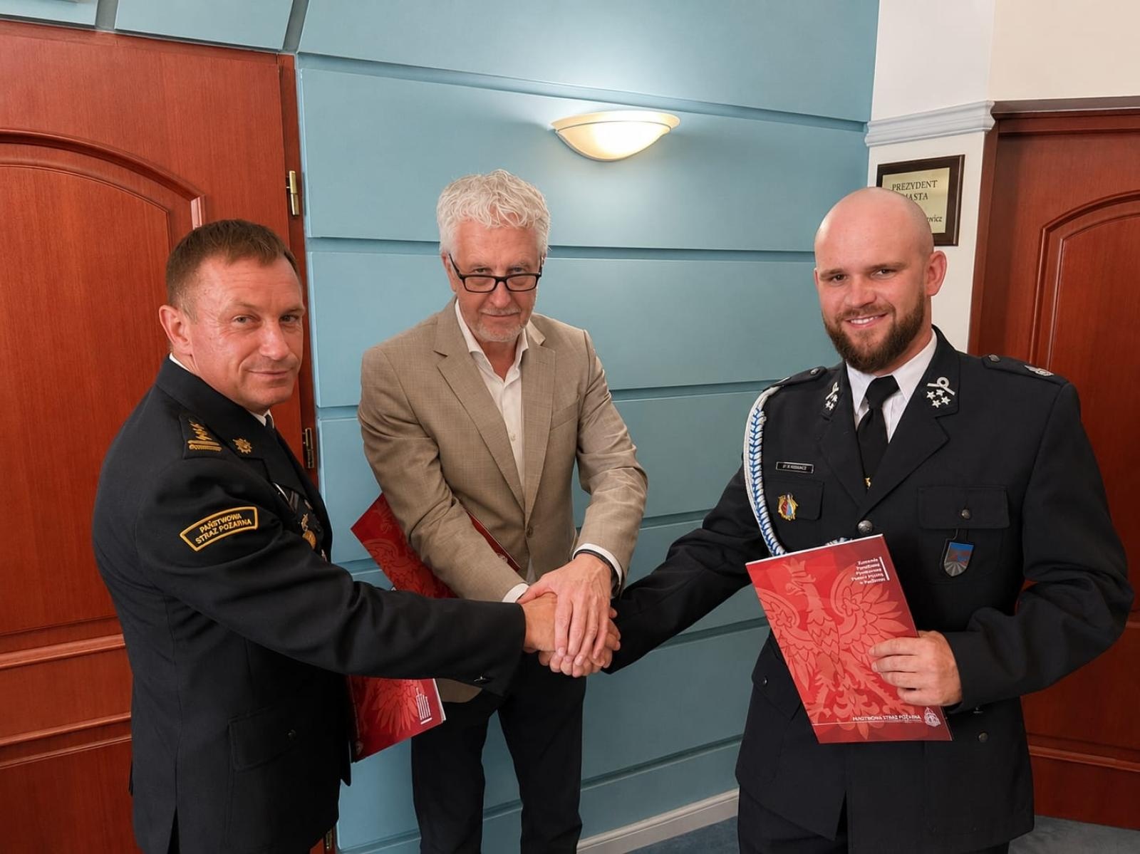 Zdjęcie w galerii na portalu naszraciborz.pl: OSP Racibórz-Miedonia w KSRG. Jednostka będzie wspierać działania ratownicze w powiecie wiadomości z regionu