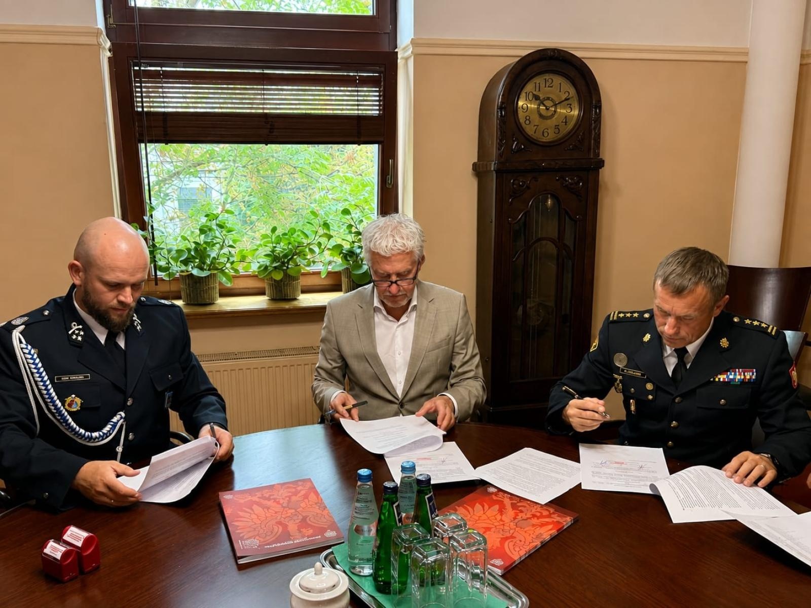 Zdjęcie w galerii na portalu naszraciborz.pl: OSP Racibórz-Miedonia w KSRG. Jednostka będzie wspierać działania ratownicze w powiecie wiadomości z regionu