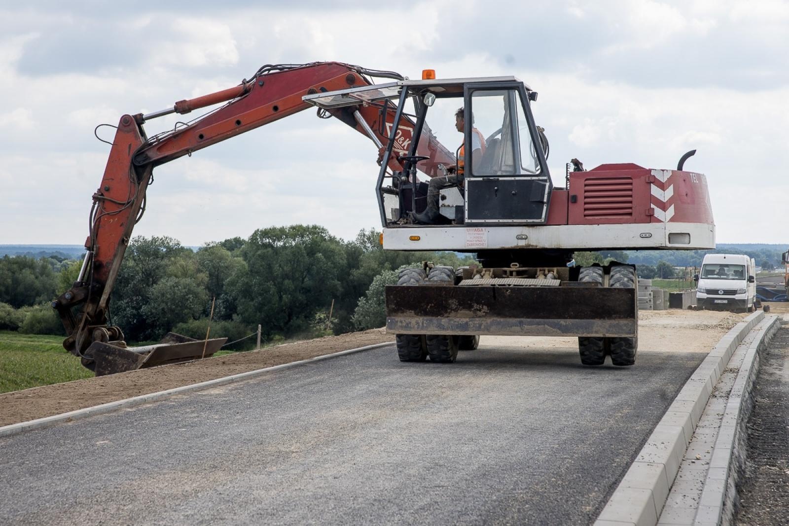 Zdjęcie w galerii na portalu naszraciborz.pl: Most nad Odrą pod Raciborzem na ostatniej prostej. Wielka przeprawa może być gotowa jeszcze w tym roku [FOTO] wiadomości z regionu
