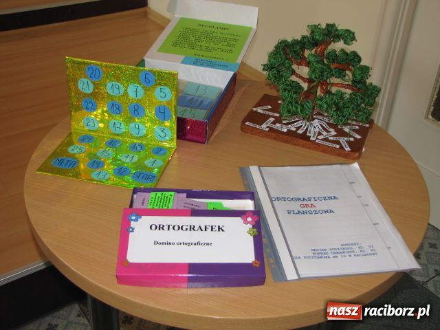 Zdjęcie w galerii na portalu naszraciborz.pl: SP 13 najlepsza w oswajaniu ortografii wiadomości z regionu