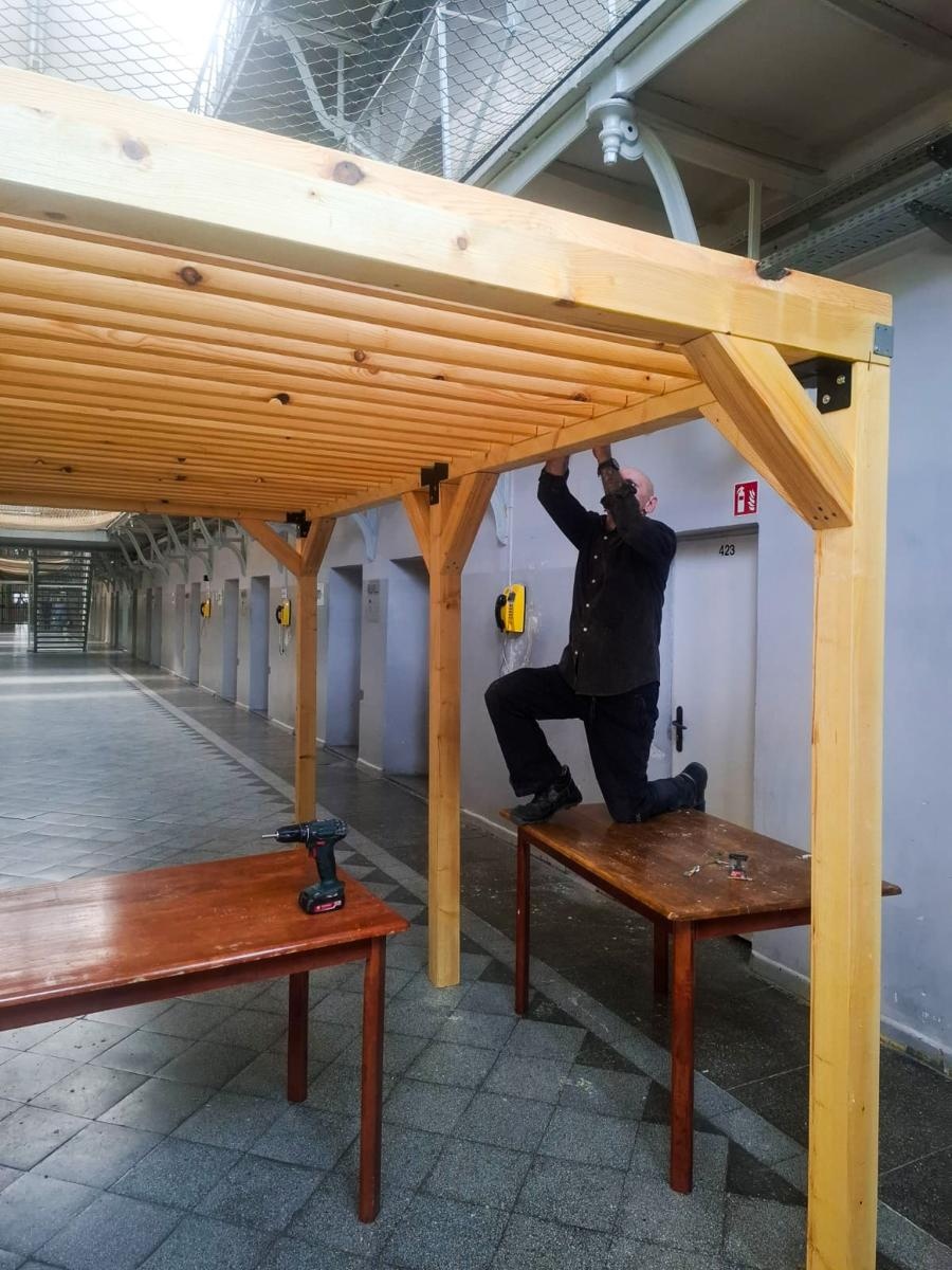 Zdjęcie w galerii na portalu naszraciborz.pl: Resocjalizacja, która służy innym. ZK i zakład poprawczy razem dla seniorów wiadomości z regionu