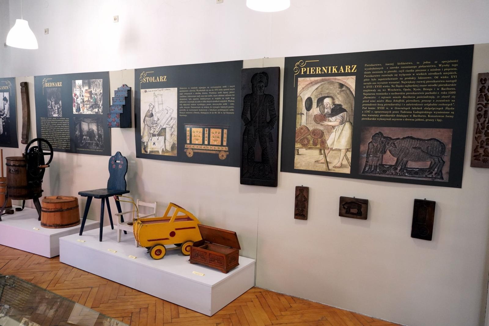 Zdjęcie w galerii na portalu naszraciborz.pl: Wrzesień pełen kultury. Najważniejsze wydarzenia raciborskiej bibliotece wiadomości z regionu