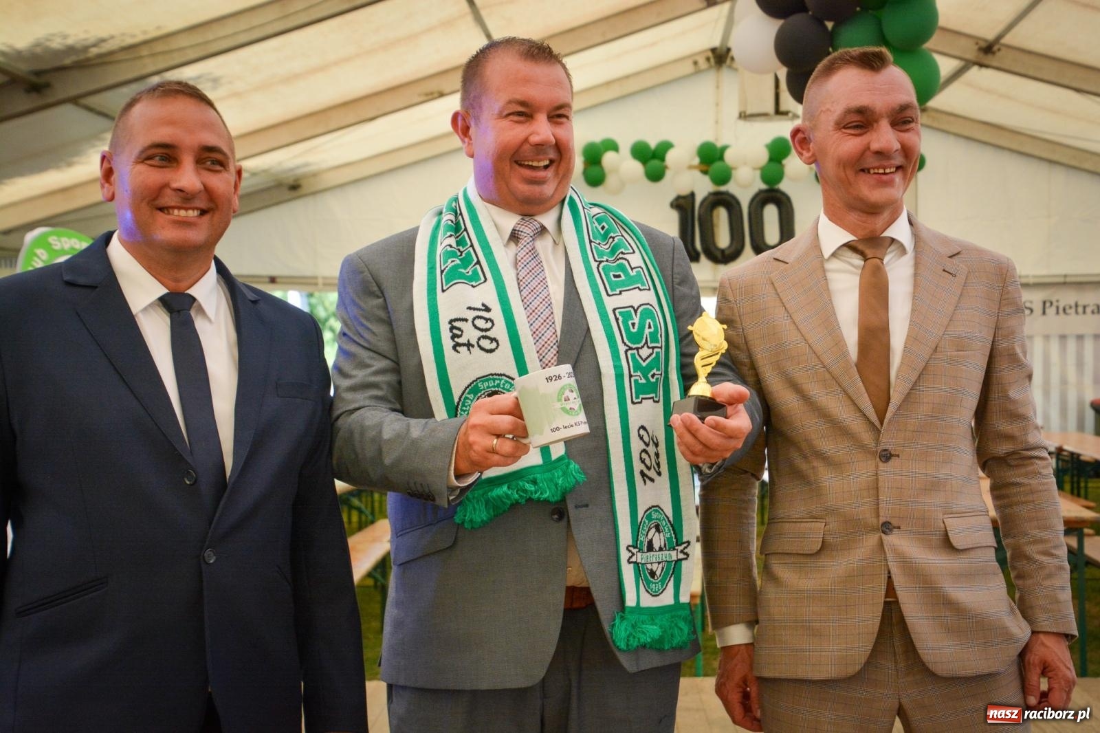 Zdjęcie w galerii na portalu naszraciborz.pl: KS Pietraszyn świętuje 100-lecie. Klubowi życzono awansu do okręgówki [FOTO i WIDEO] wiadomości z regionu