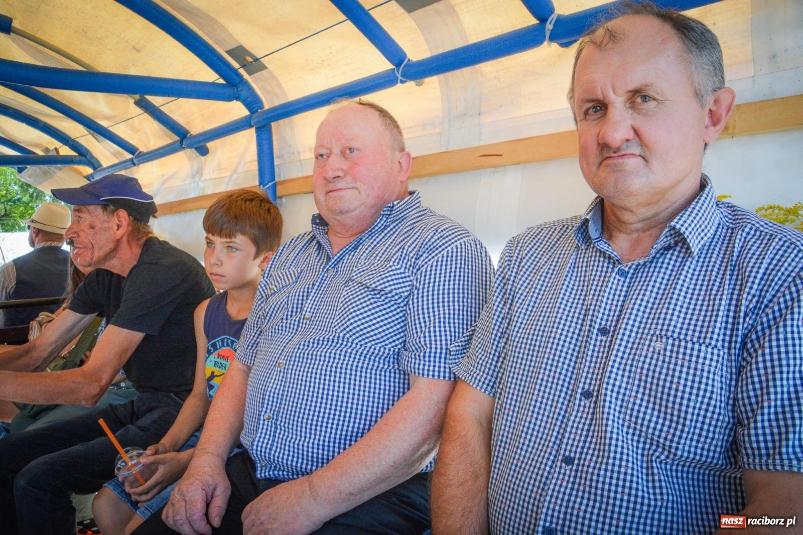Zdjęcie w galerii na portalu naszraciborz.pl: Łańce rozpoczęły sezon dożynkowy w powiecie raciborskim [FOTO i WIDEO] wiadomości z regionu