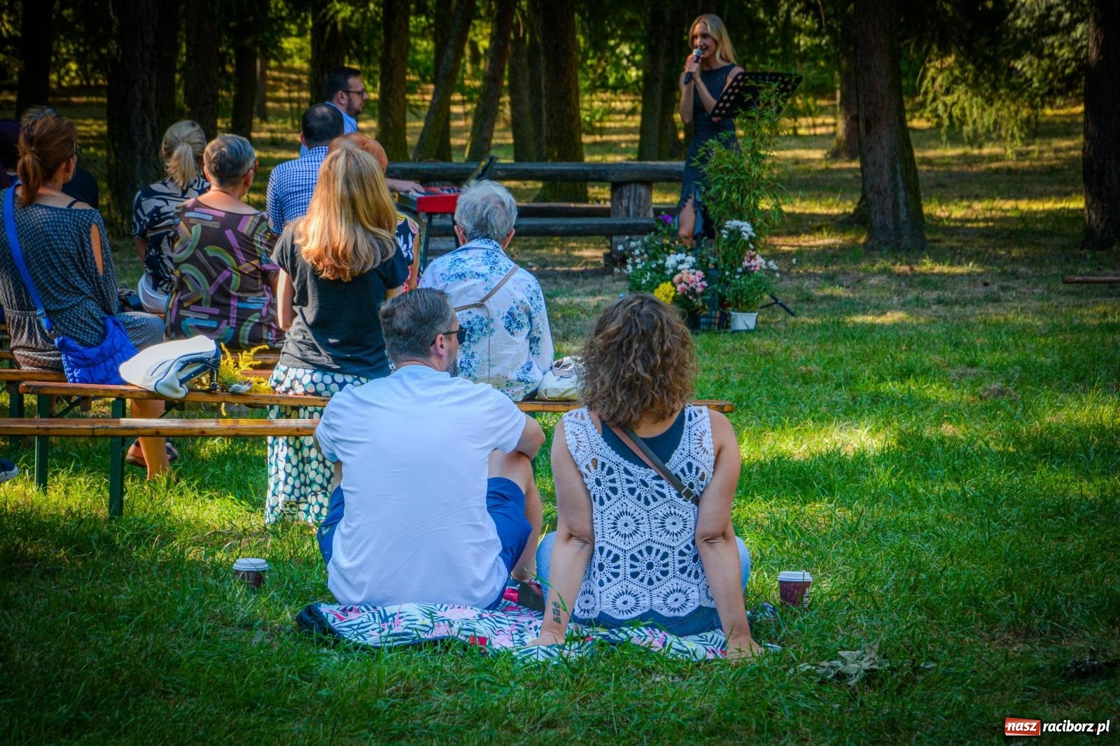 Zdjęcie w galerii na portalu naszraciborz.pl: Msza polowa i polskie piosenki w Arboretum Bramy Morawskiej [FOTO i WIDEO] wiadomości z regionu