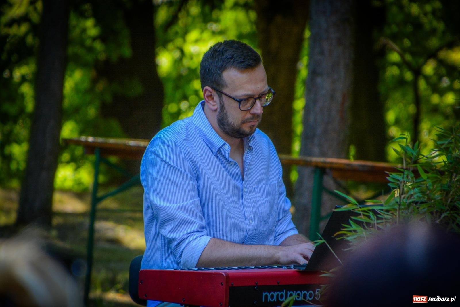 Zdjęcie w galerii na portalu naszraciborz.pl: Msza polowa i polskie piosenki w Arboretum Bramy Morawskiej [FOTO i WIDEO] wiadomości z regionu